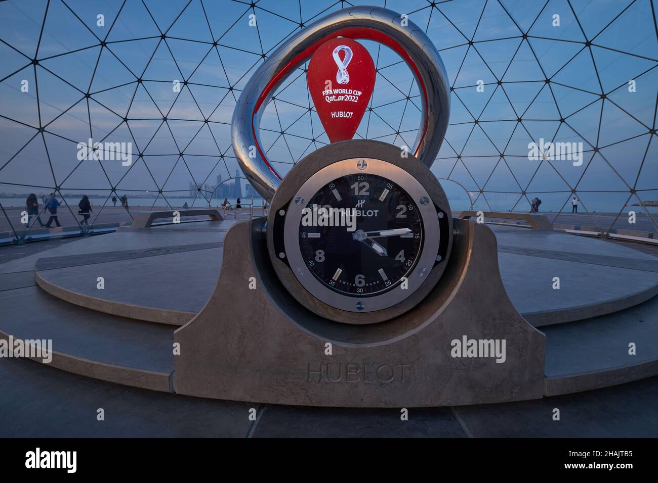L'Official Countdown Clock della Coppa del mondo FIFA Qatar 2022, powered by Hublot, è stato presentato domenica 21 novembre a Doha Qatar Foto Stock