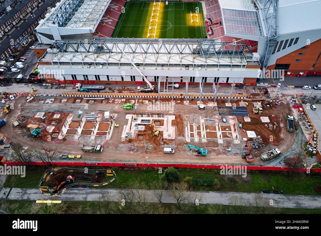 Liverpool, Merseyside, Regno Unito - Dic, 02 2021. Una vista aerea generale del sito di Anfield Road all'Anfield Stadium del Liverpool Football Club come contro Foto Stock
