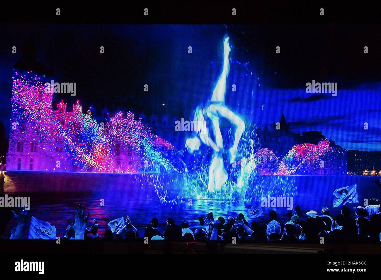 Conferenza stampa per presentare la cerimonia dei Giochi Olimpici di Parigi 2024 il 13 dicembre 2021 a Parigi, Francia. Foto di Nasser Berzane/ABACAPRESS.COM Foto Stock