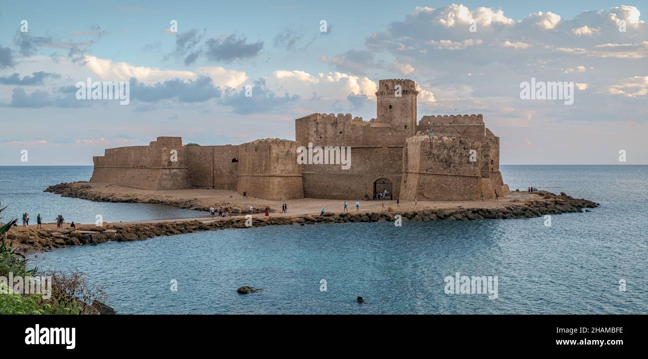 09-05-2021. Calabria, Italia. La fortezza di le Castella, comune di Isola di Capo Rizzuto, provincia di Crotone Foto Stock