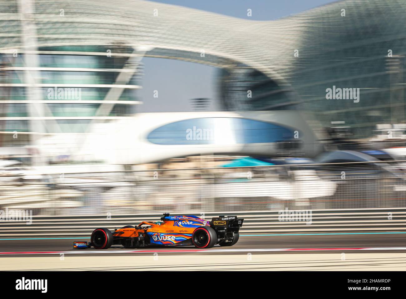 03 RICCIARDO Daniel (aus), McLaren, in azione durante i test post-stagione 2021 dal 14 al 15 dicembre 2021 sul circuito Yas Marina, a Yas Island, Abu Dhabi - Foto: Antonin Vincent/DPPI/LiveMedia Foto Stock