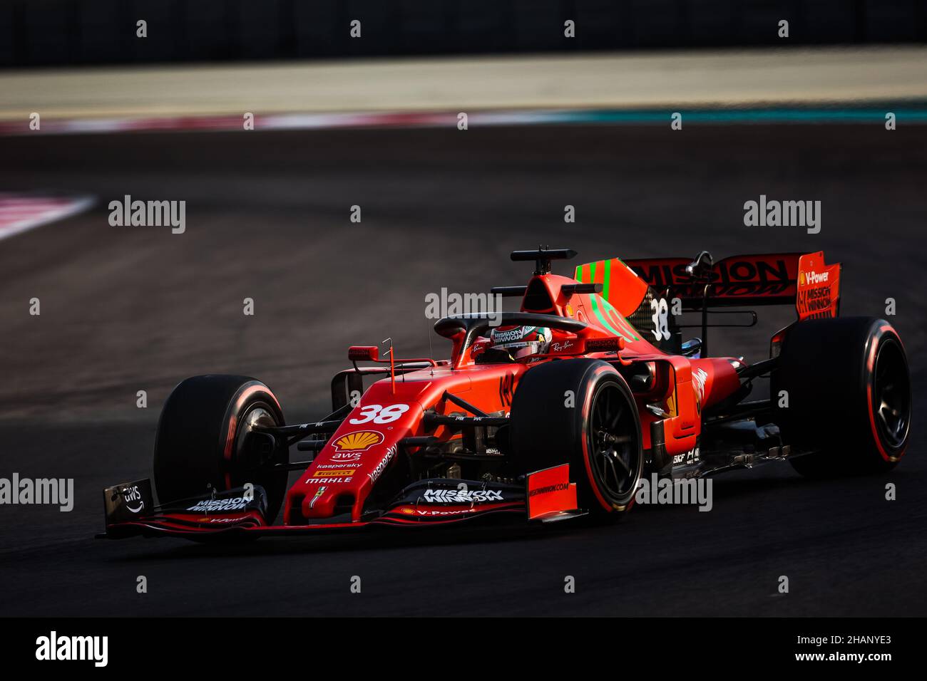 38 FUOCO Antonio (ita), Scuderia Ferrari, in azione durante i test post-stagione 2021 dal 14 al 15 dicembre 2021 sul circuito Yas Marina, a Yas Island, Abu Dhabi - Foto: Antonin Vincent/DPPI/LiveMedia Foto Stock