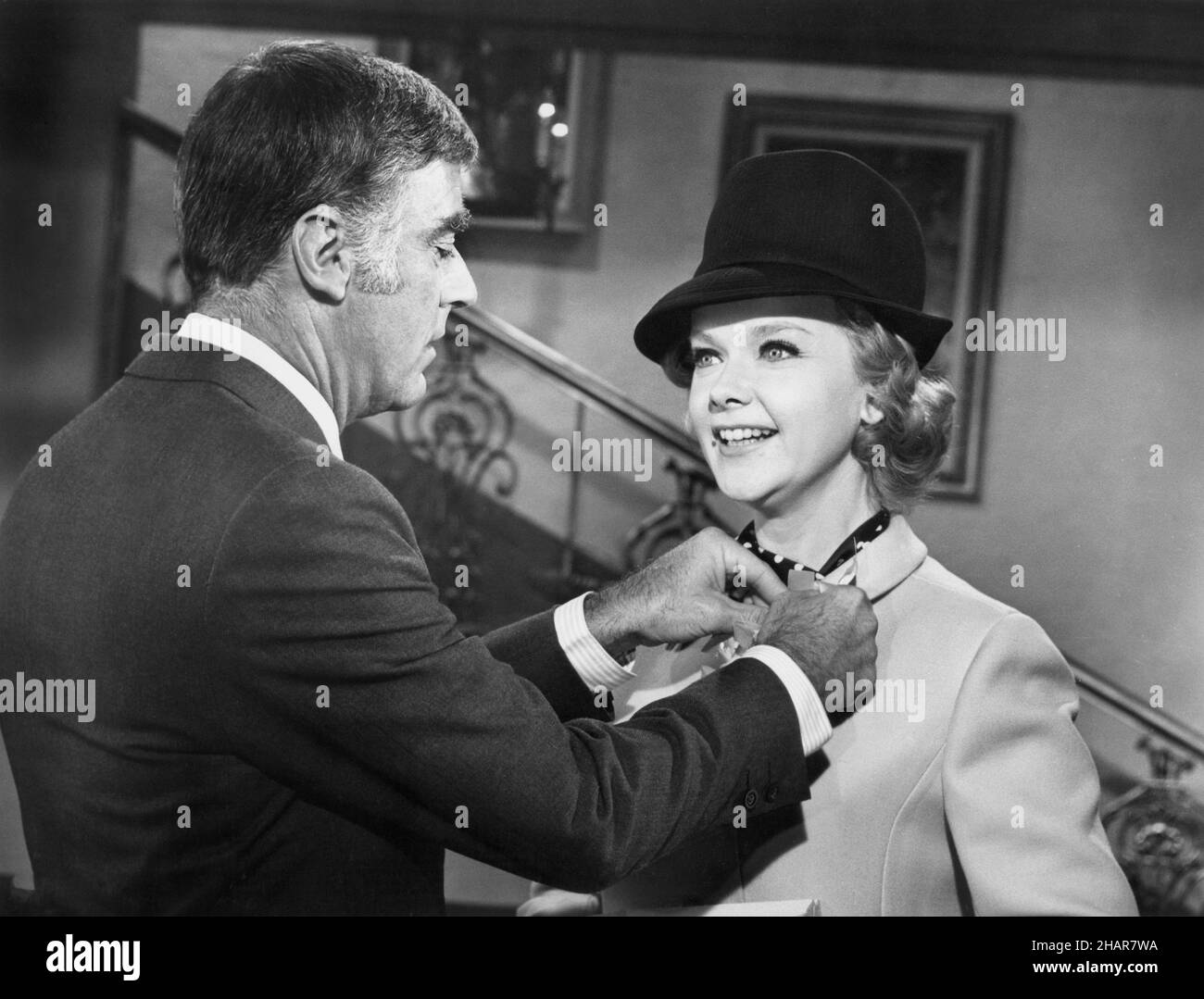 Peter Lawford, Anne Francis, on-set del film, 'Hook, Line & sinker', Columbia Pictures, 1969 Foto Stock