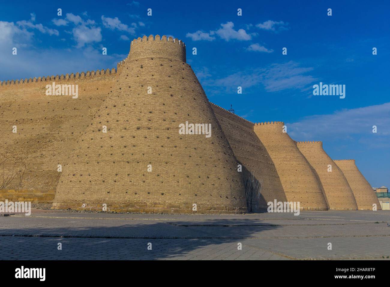 Arca di Bukhara fortificazione mura, Uzbekistan Foto Stock