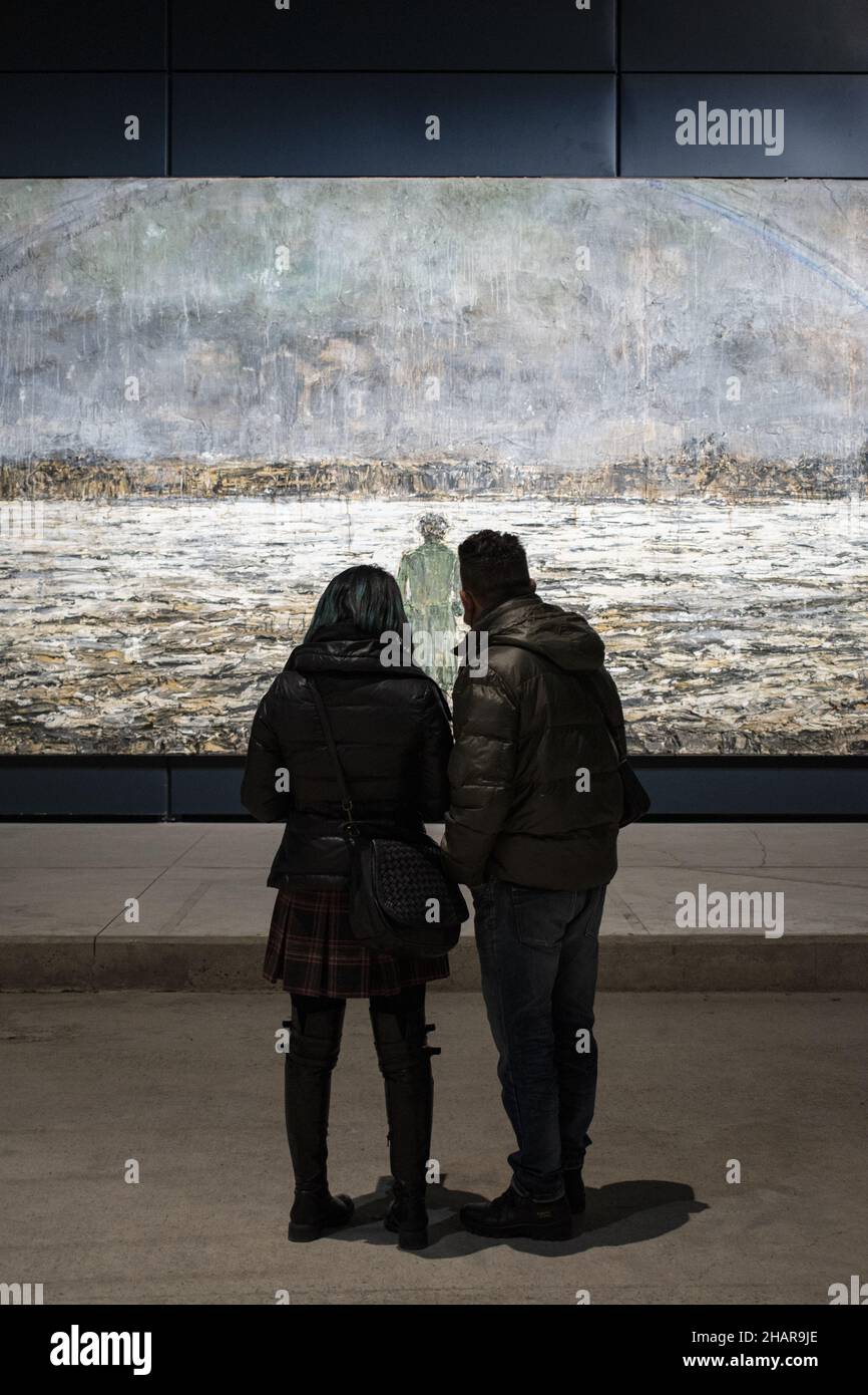 Hangar Bicocca, Milano: Die Deutsche Heilslinie (la linea tedesca della salvezza) tela di Alnselm Kiefer parte dell'installazione dei sette palazzi celesti Foto Stock