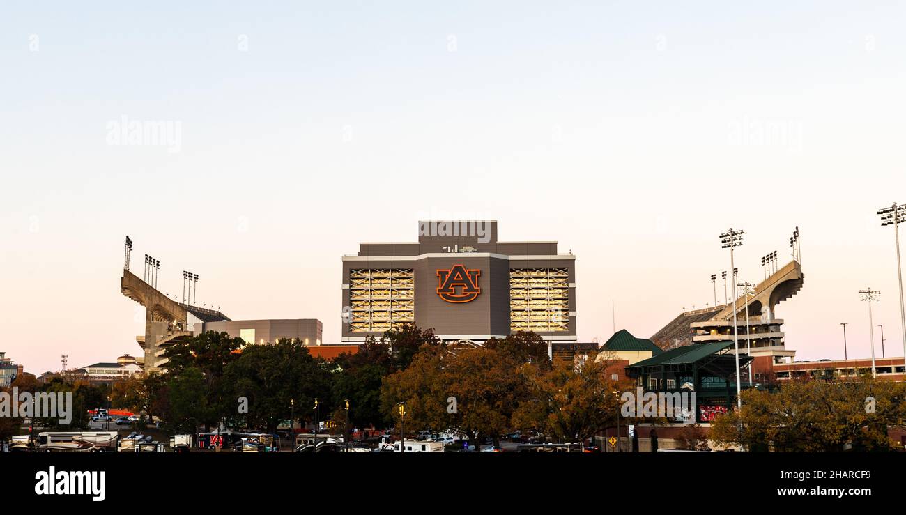 Auburn, Alabama - 12 novembre 2021: Il Jordan-Hare Stadium è sede della squadra di football della Auburn University Foto Stock