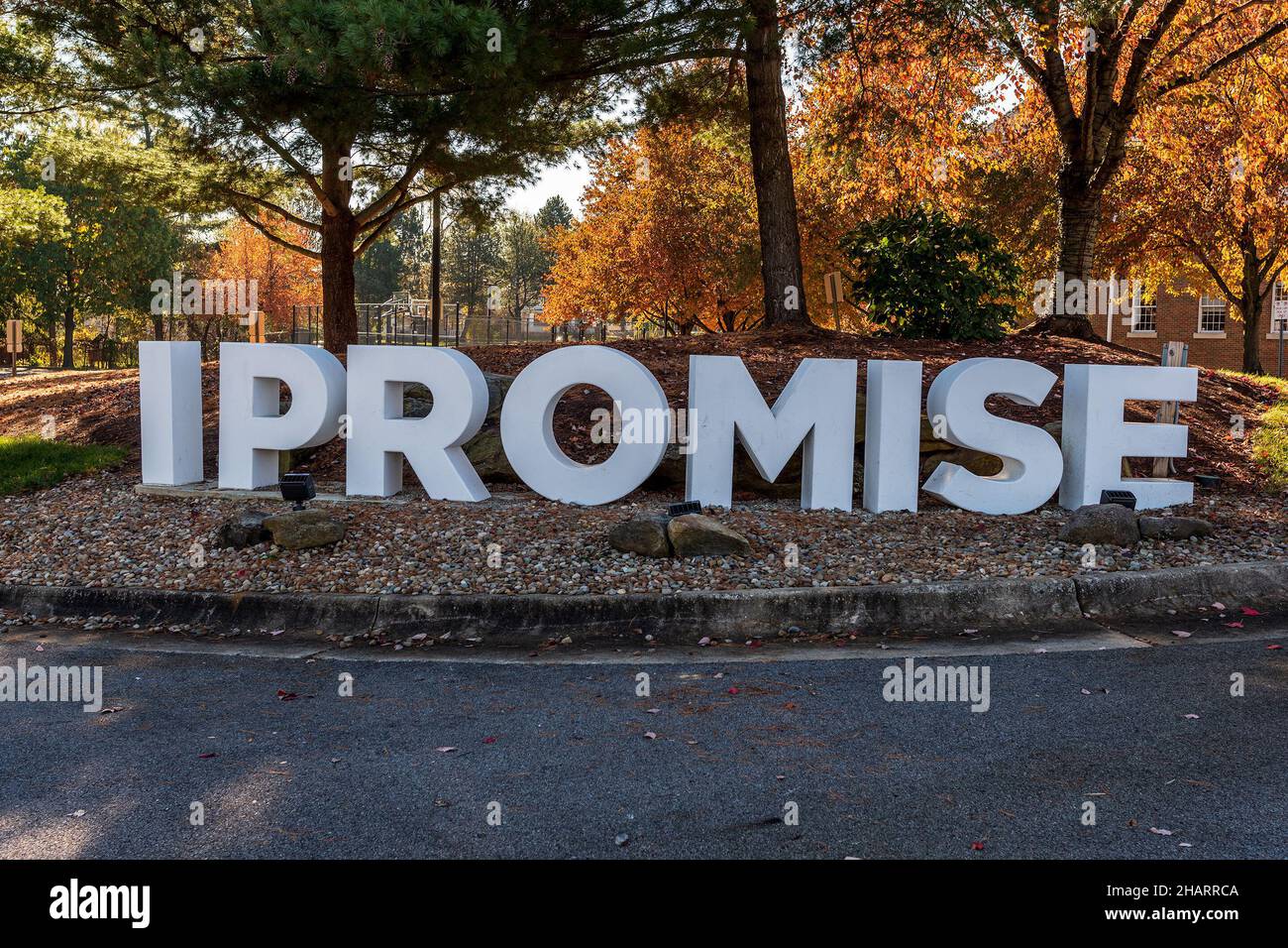 **FOTO DEL FILE** il Principal alla i Promise School di Lebron James si dimette dopo aver assertivamente assaltato lo studente AKRON, OH - NOVEMBRE 07: Vista della Lebron James i Promise School di Akron, Ohio, il 7 Novembre 2021. Credito: DeeCee carter/MediaPunch Foto Stock