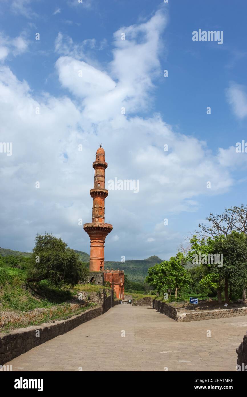 Chand Minar al forte di Daulatabad in Maharashtra, India. Foto Stock