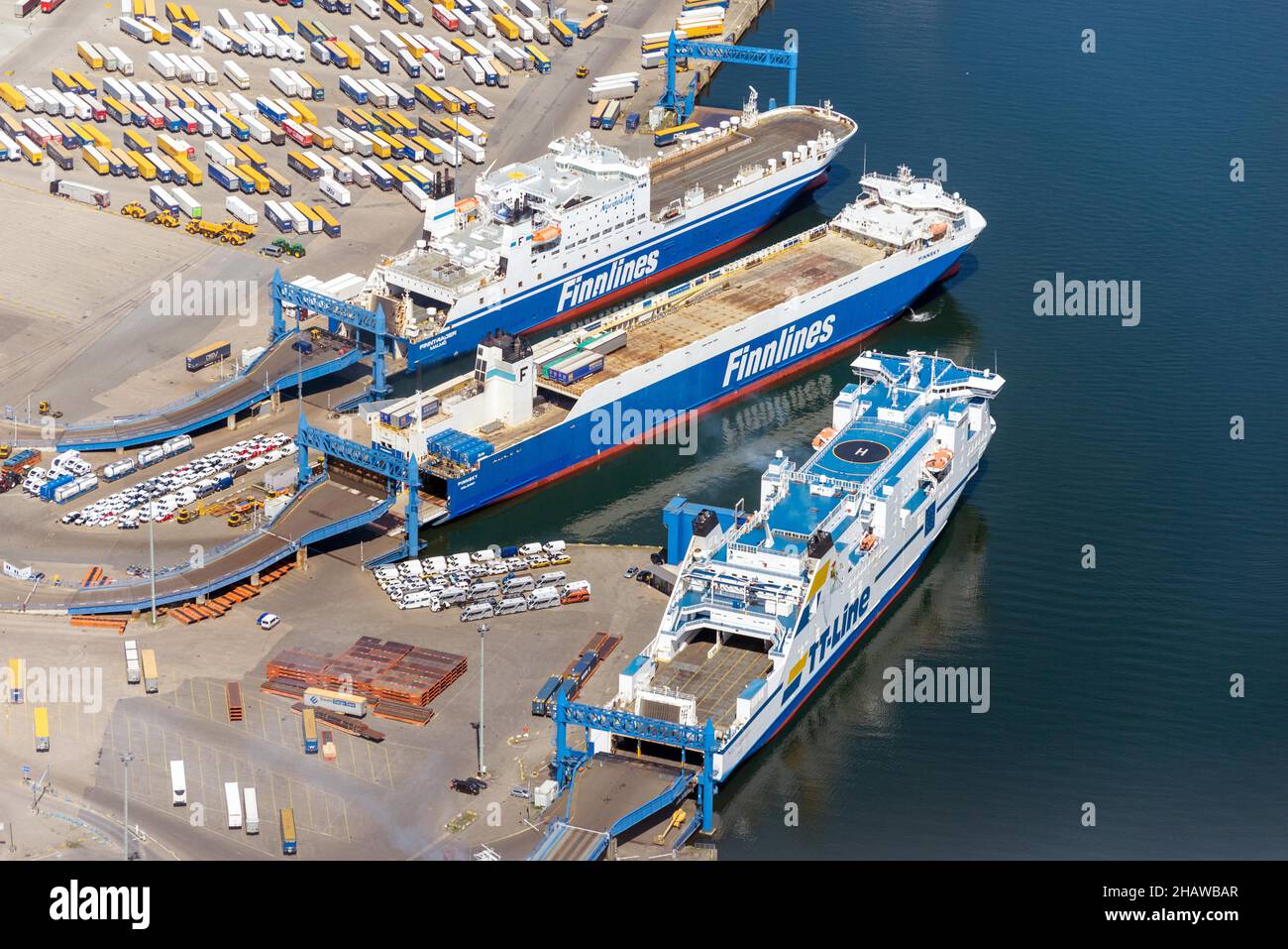 Vista aerea del porto di Travemuende, Roll on Roll Off, traffico, Trasporti, Traghetti Finnlines e TT-Line, Luebecker Hafengesellschaft Foto Stock