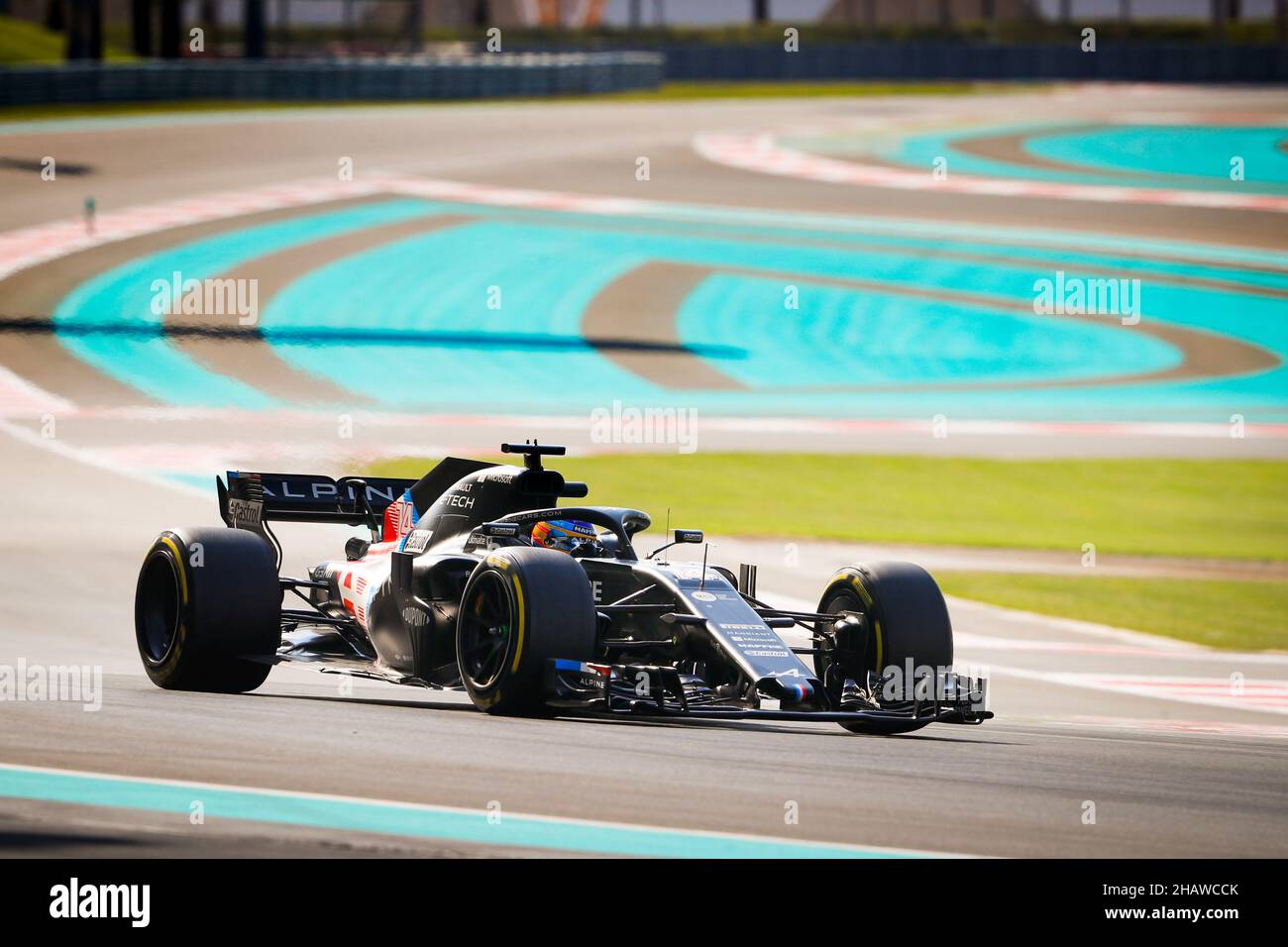 14 ALONSO Fernando (spa), Alpine F1, in azione durante i 14 test post-stagione dal 15 al 2021 dicembre 2021 sul circuito Yas Marina, a Yas Island, Abu Dhabi - Foto: Antonin Vincent/DPPI/LiveMedia Foto Stock