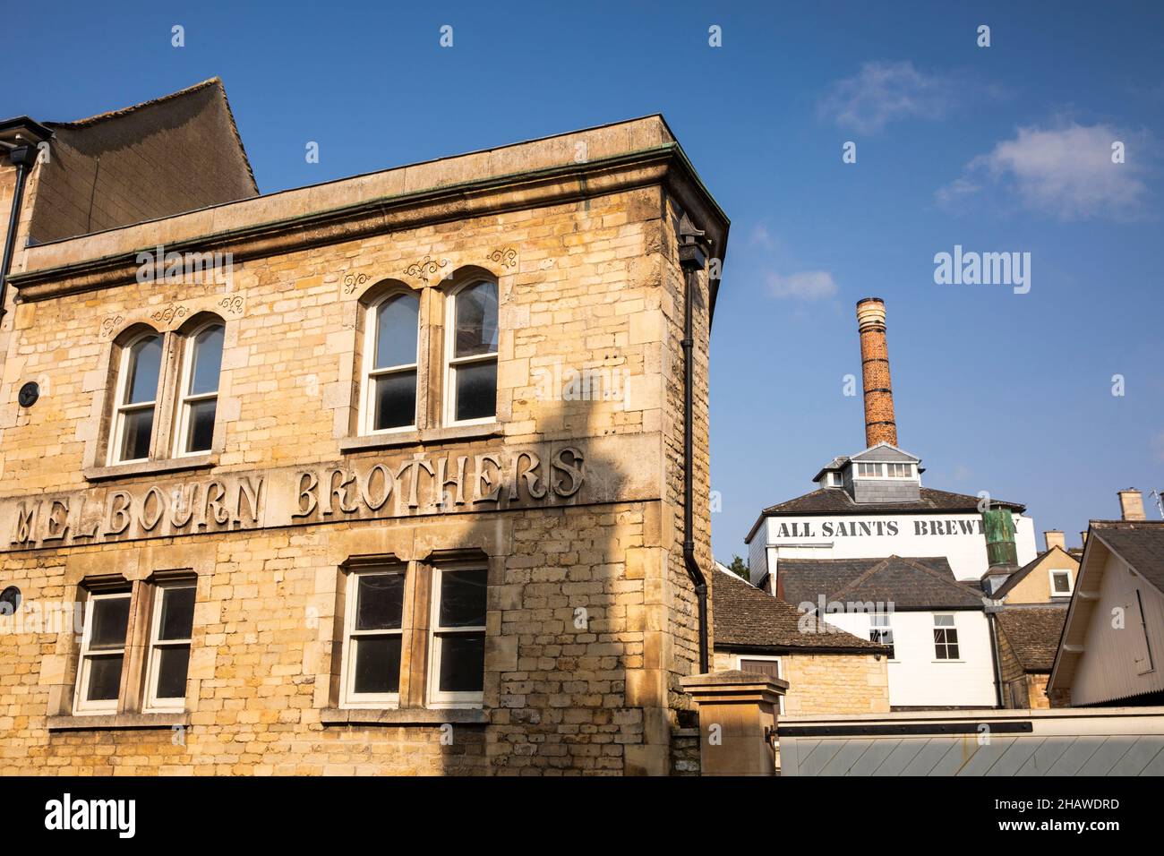 Regno Unito, Inghilterra, Lincolnshire Stamford, All Saints Street, vecchi edifici Melbourn All Saints Brewery Foto Stock