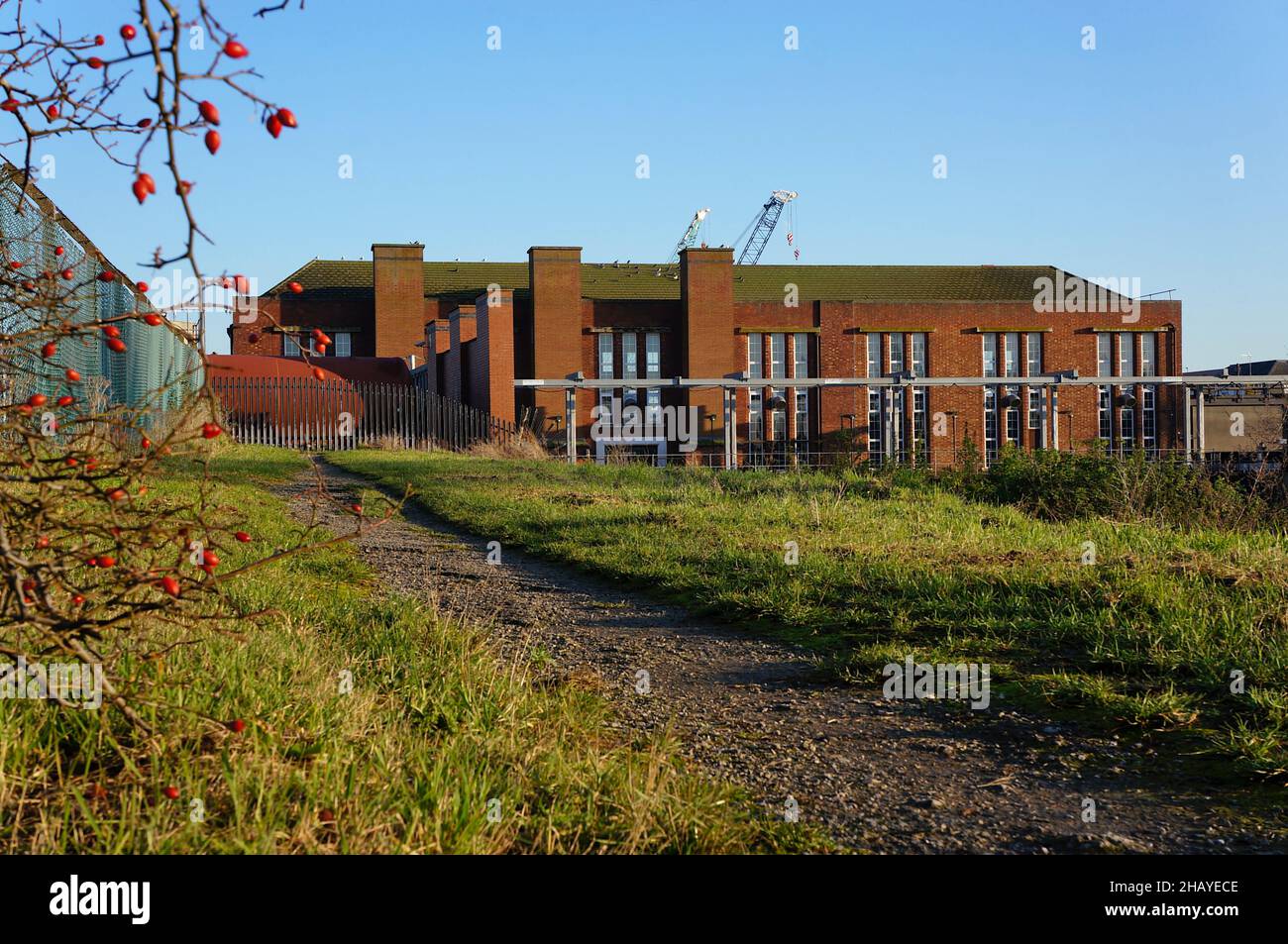 La stazione di pompaggio alla fine dello scarico sud di 40 metri in una soleggiata giornata autunnale a BOSTON nel Lincolnshire, Foto Stock