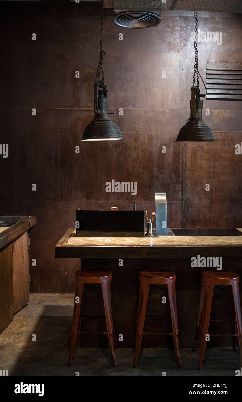 Banco al bar Hipster a Bangkok Foto Stock