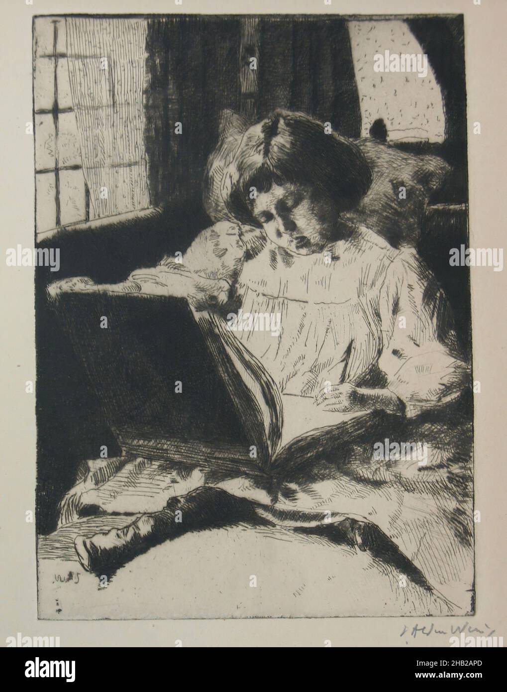 The Picture Book, Julian Alden Weir, americano, 1852-1919, incisione e punto secco su carta giapponese tipo Wove, 19th secolo, foglio: 12 x 8 3/4 pollici, 30,5 x 22,2 cm Foto Stock