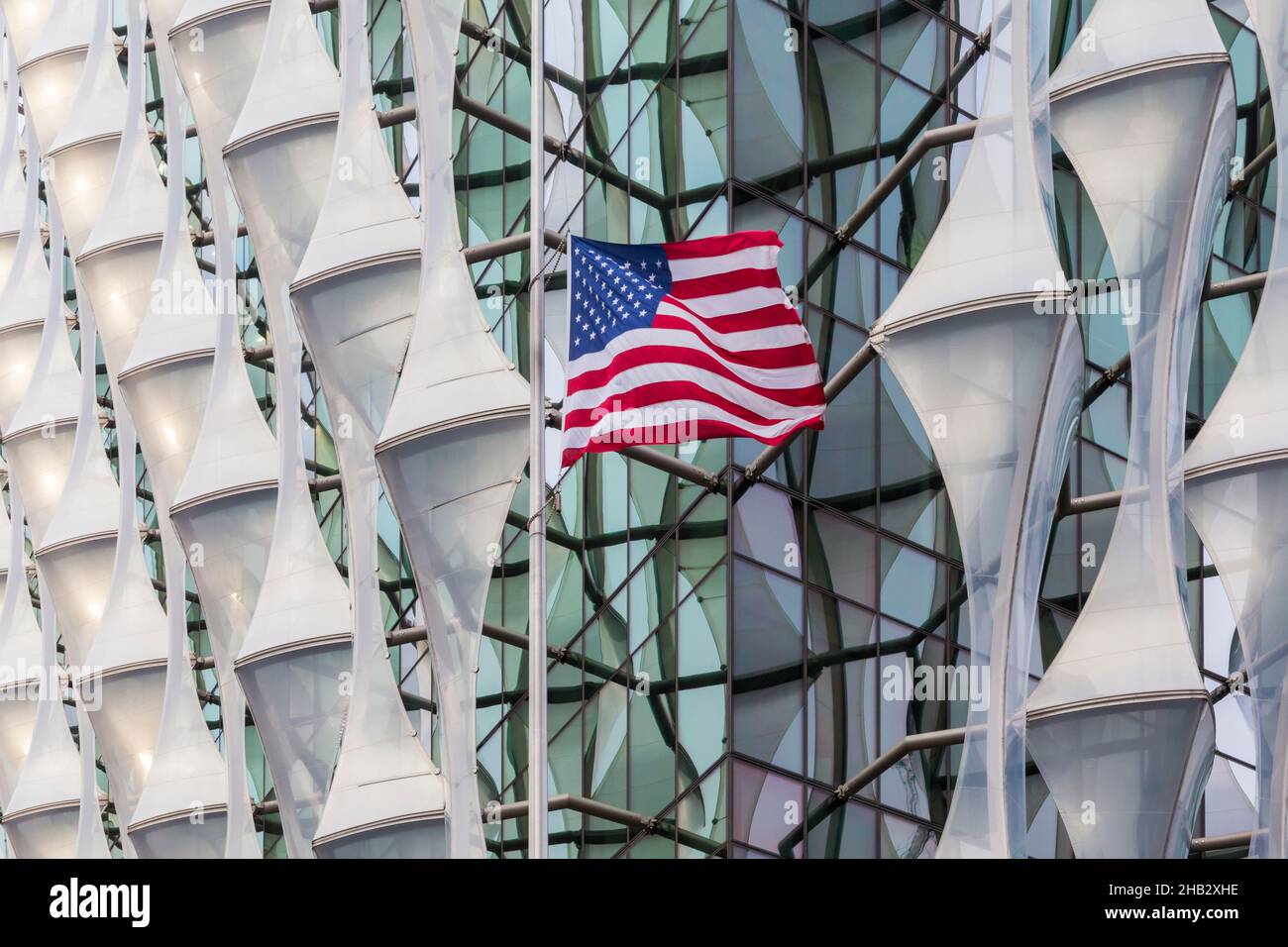 Edificio dell'Ambasciata DEGLI STATI UNITI, edificio dell'Ambasciata degli Stati Uniti d'America, Ambasciata americana a Nine Elms, Londra, Regno Unito nel mese di dicembre Foto Stock
