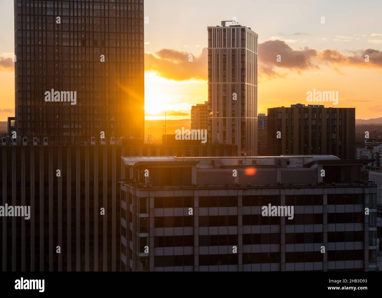 Edifici al tramonto lungo Broad Street Birmingham Foto Stock