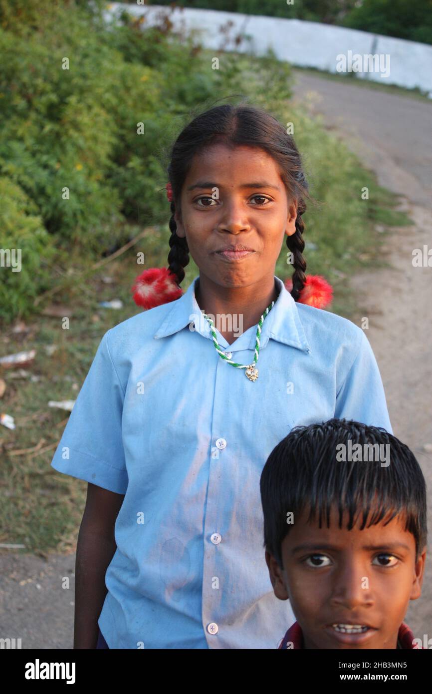 I bambini sono felici di incontrarvi a Mysore Mysuru, Karnataka, India Foto Stock
