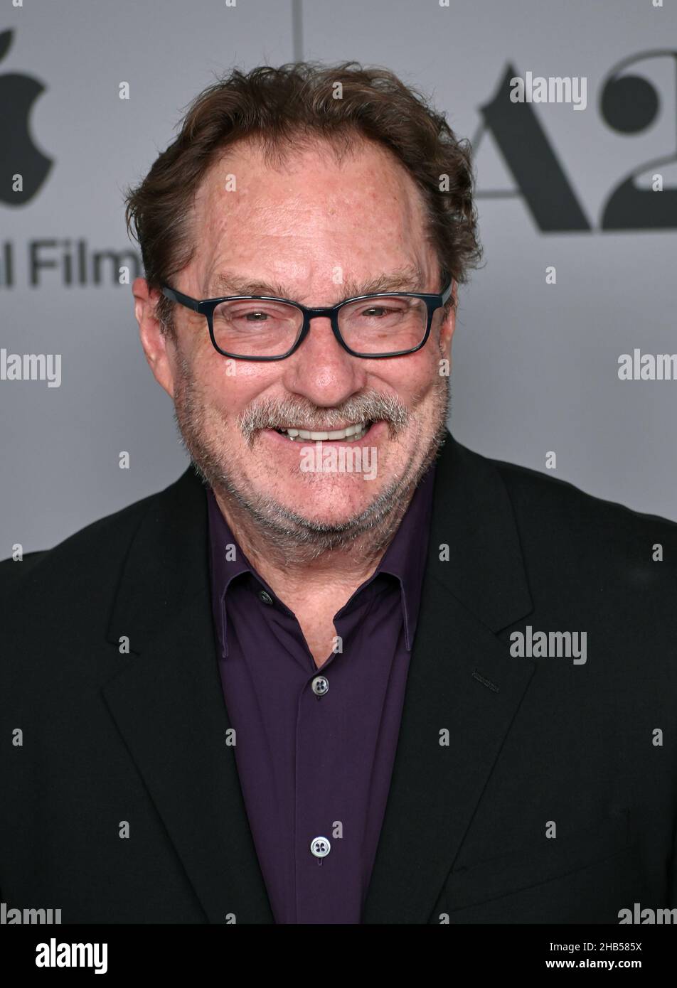 Los Angeles, Stati Uniti. 16th Dic 2021. LOS ANGELES, STATI UNITI. 16 dicembre 2021: Stephen Root alla prima di 'la tragedia di Macbeth' al Directors Guild of America Theatre. Picture Credit: Paul Smith/Alamy Live News Foto Stock