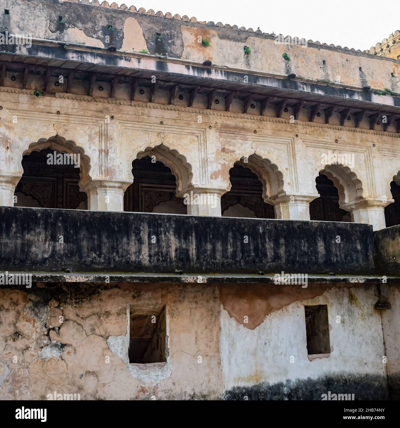 Jahangir Mahal (Forte di Orchha) in Orchha, Madhya Pradesh, India, Jahangir Mahal o Palazzo di Orchha è cittadella e guarnigione situato in Orchha. Madhya Prade Foto Stock