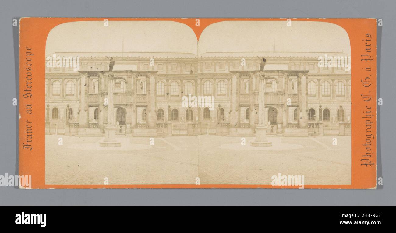 Vista dell'École des Beaux-Arts a Parigi, Francia au stereoscope (titolo della serie), Charles Gérard (menzionato sull'oggetto), Parigi, c.. 1850 - c. 1875, cartone, stampa albume, altezza 85 mm x larghezza 170 mm Foto Stock