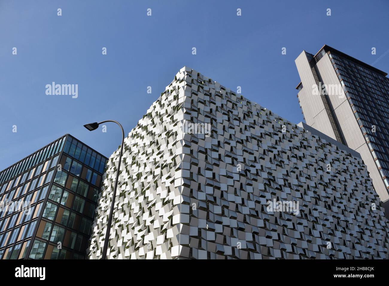 Il City Lofts, l'edificio del parcheggio di Charles Street e lo skyline del centro di Sheffield, Inghilterra Regno Unito, alti edifici del centro cittadino, architettura architettonica Foto Stock