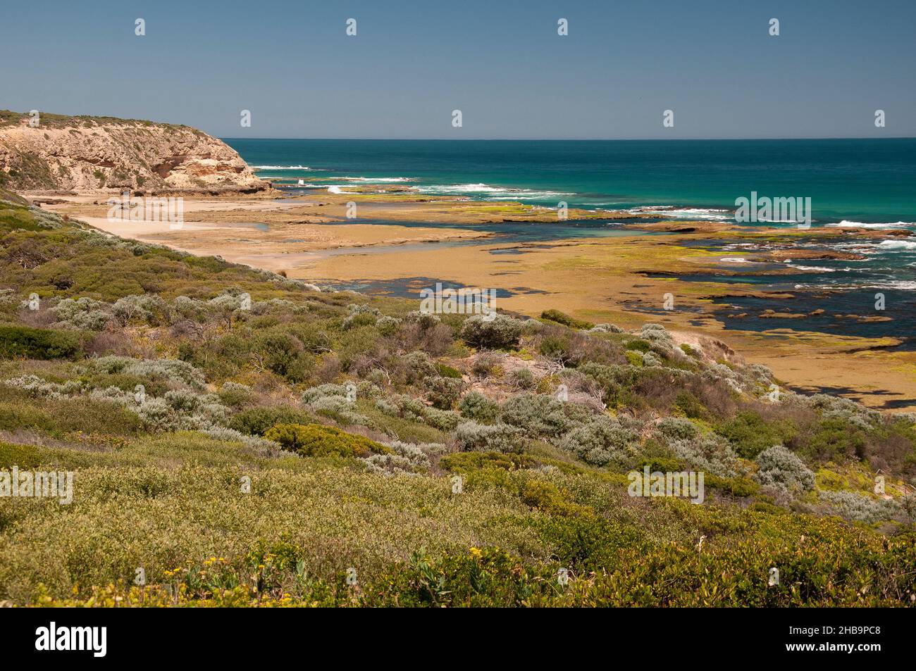 Cheviot Beach sullo stretto di Bass, dove il primo ministro australiano Harold Holt scomparve mentre nuotava nel dicembre 1967, Point Nepean, Victoria Foto Stock