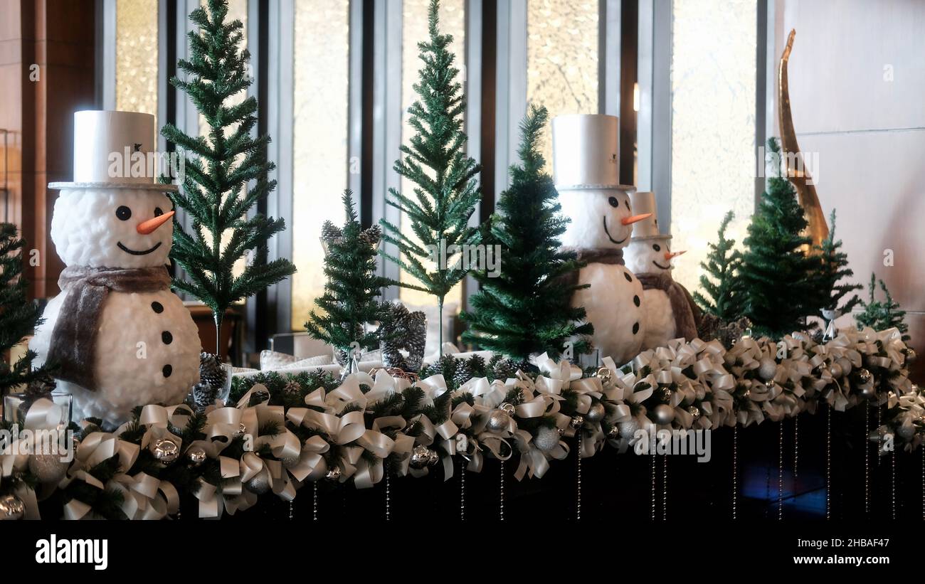 100 Nasi Per Pupazzi Di Neve In Plastica - Decorazioni Natalizie Fai Da Te