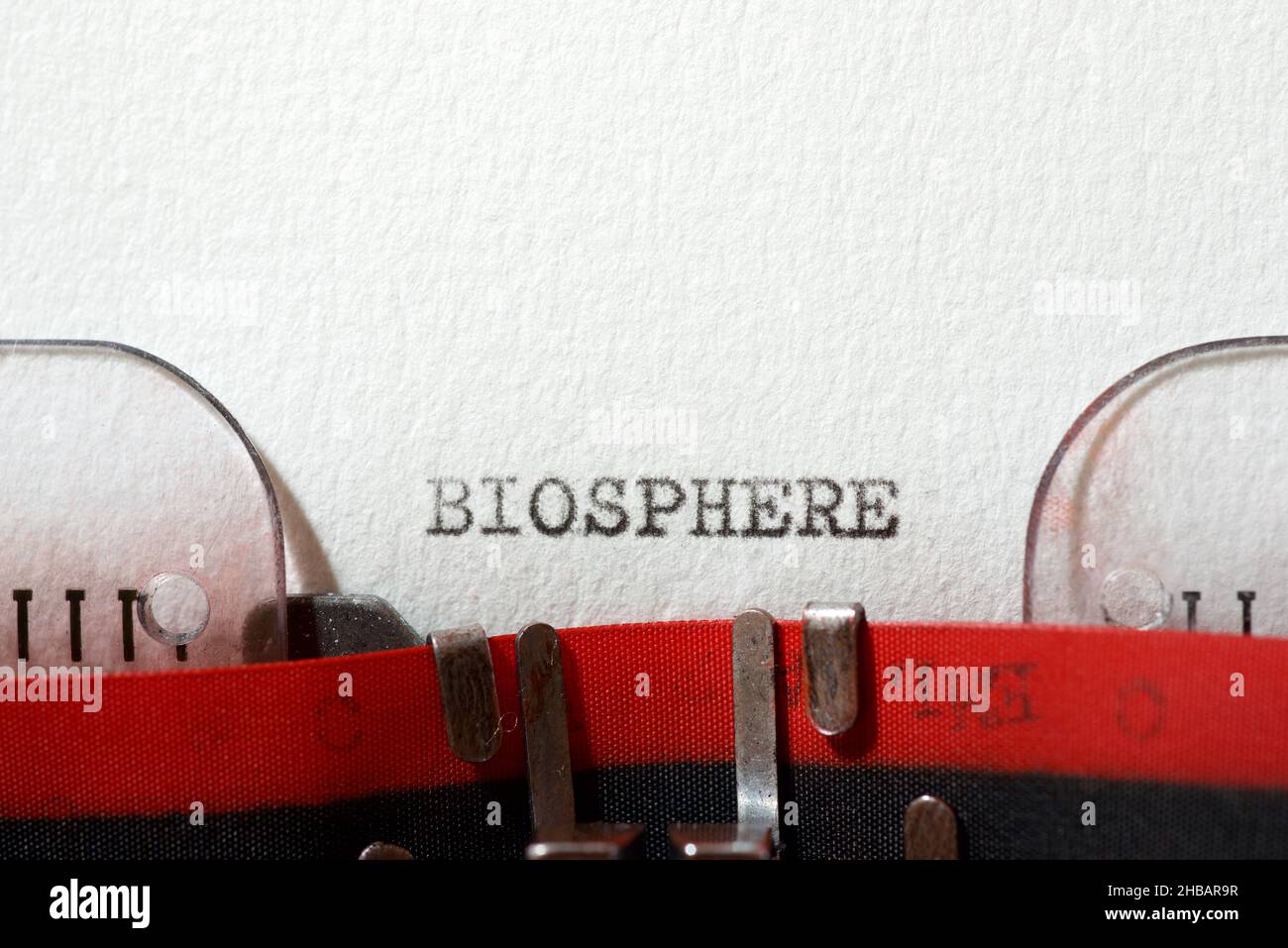 La parola biosfera scritta con una macchina da scrivere. Foto Stock