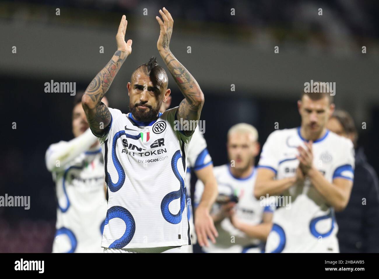 Inter festeggia la partita di vittoria durante la Serie Una partita di calcio tra Salernitana e Inter allo Stadio Arechi di Salerno, Italia meridionale, il 17 dicembre 2021. Foto Stock