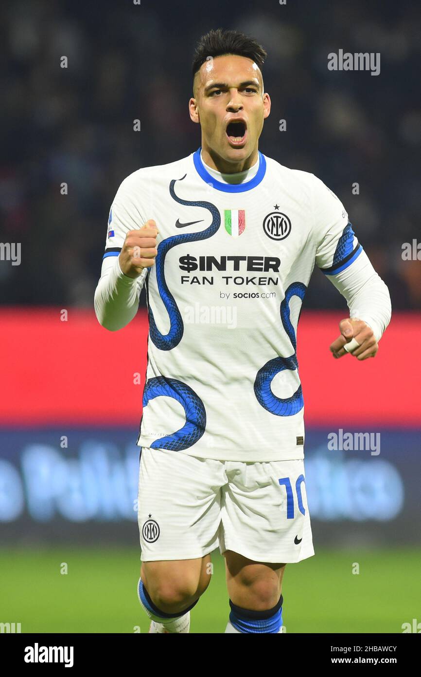 Salerno, Italia. 17th Dic 2021. Lautaro Martíne (FC Inter) durante la Serie A tra US Salernitana e FC Internazionale allo Stadio Arechi. FC Inter vince il 5-0. (Foto di Agostino Gemito/Pacific Press) Credit: Pacific Press Media Production Corp./Alamy Live News Foto Stock