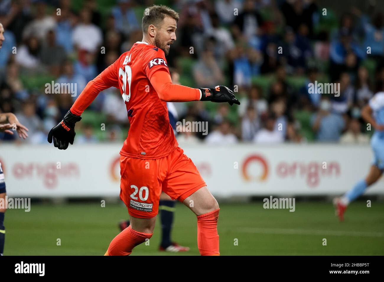 Melbourne, Australia, 18 dicembre 2021. Ivan Kelava della Melbourne Victory durante il round 5 Della Partita di calcio A-League tra il Melbourne City FC e la Melbourne Victory all'AAMI Park il 18 dicembre 2021 a Melbourne, Australia. Credit: Dave Hewison/Speed Media/Alamy Live News Foto Stock