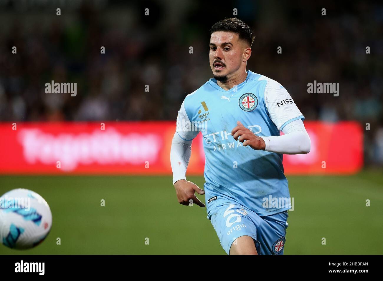 Melbourne, Australia, 18 dicembre 2021. Marco Tilio del Melbourne City FC durante il round 5 Della partita di calcio A-League tra il Melbourne City FC e la Melbourne Victory all'AAMI Park il 18 dicembre 2021 a Melbourne, Australia. Credit: Dave Hewison/Speed Media/Alamy Live News Foto Stock