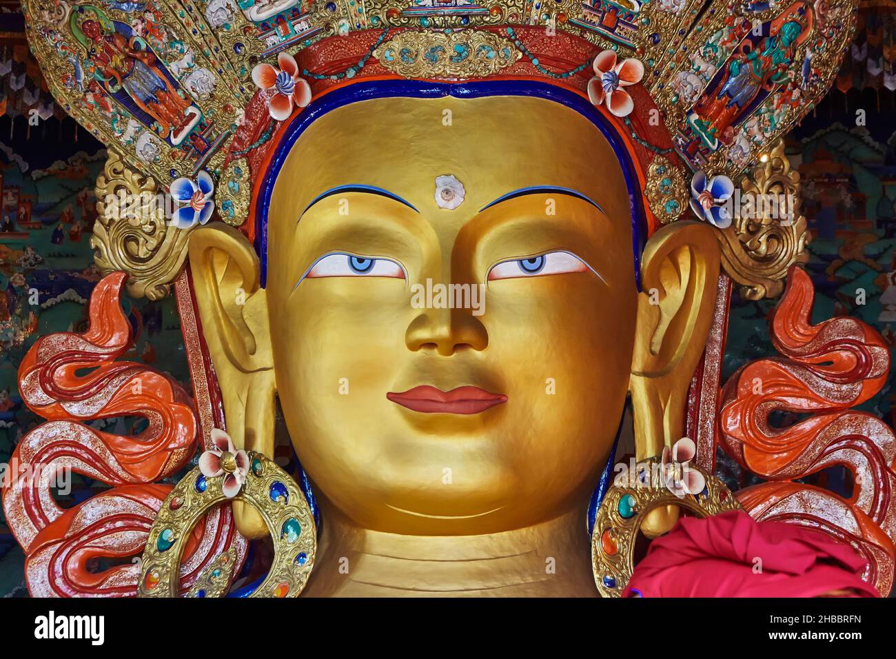 Leh Ladakh, India -16 del 2017 luglio : primo piano del volto di Maitreya Buddha di Thiksey Gompa. Foto Stock
