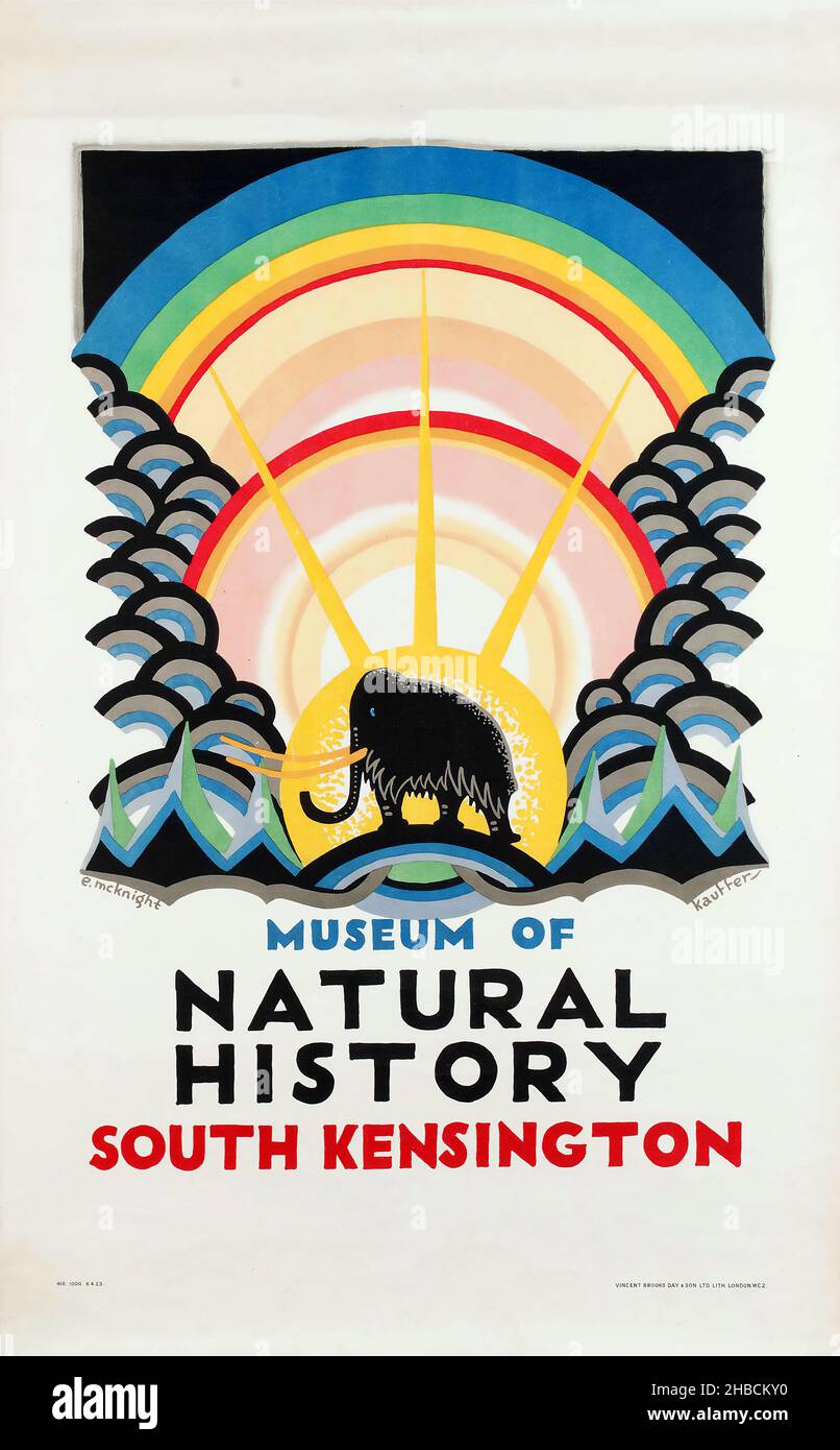 Museum of Natural History, di Edward McKnight Kauffer, 1923 - Vintage advertisation for London transport system, London Underground. Mammoth. Foto Stock