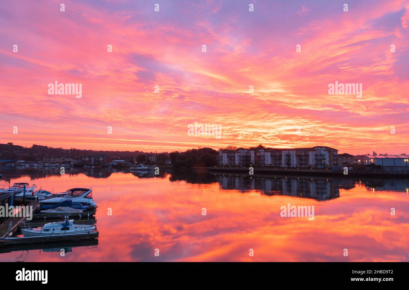 Alba sul fiume Itchen a St Denys, Southampton Regno Unito Foto Stock