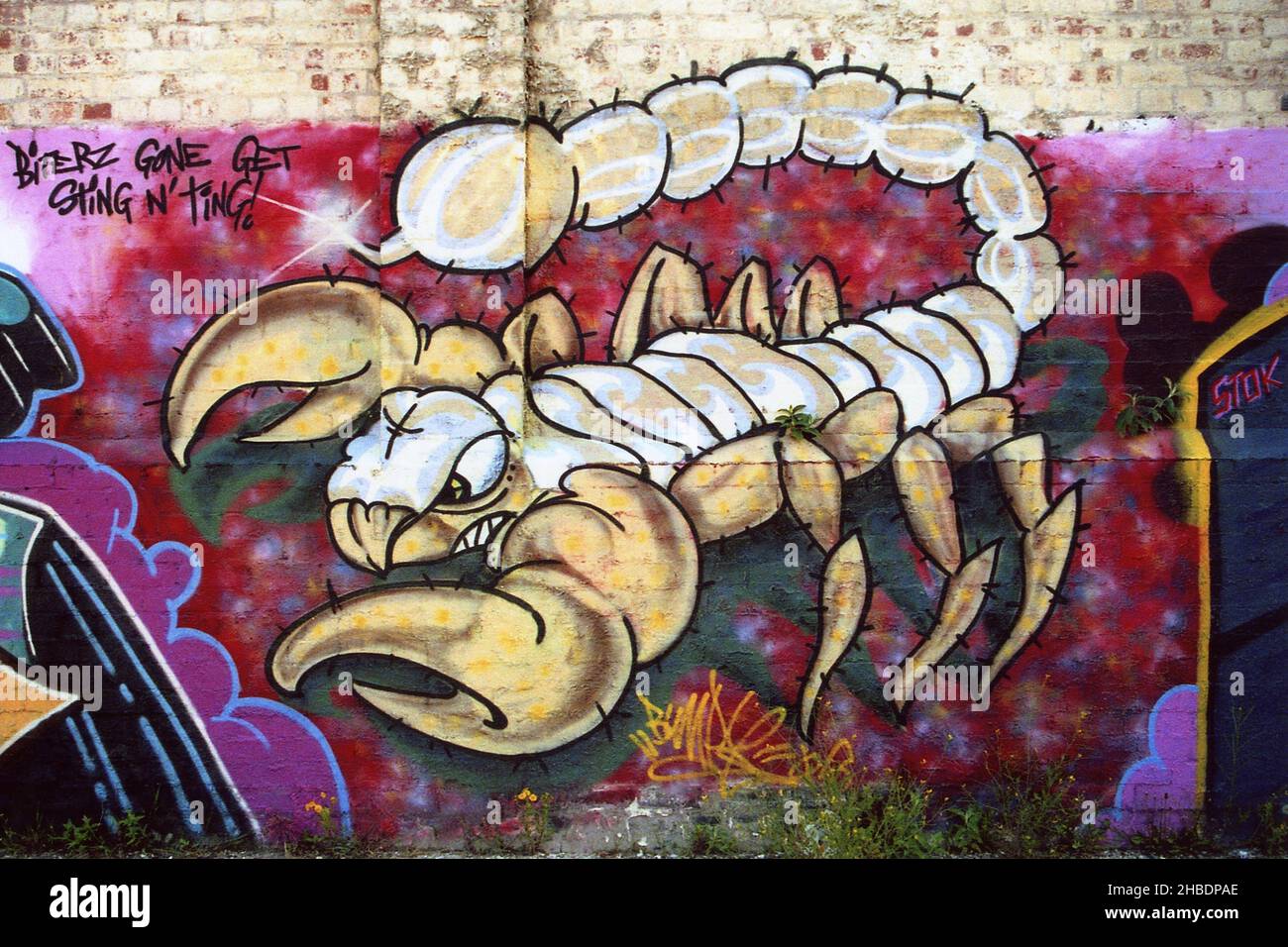 Scorpion Graffiti Art, Liverpool, Merseyside, Regno Unito Foto Stock