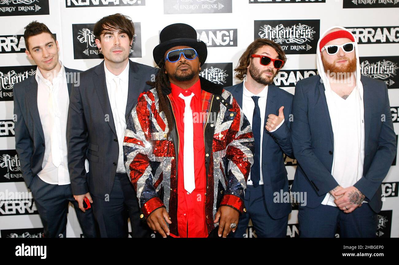 Skindred arriva al Rentless Kerrang Awards alla Birreria di Londra il 09 giugno 2011. Foto Stock