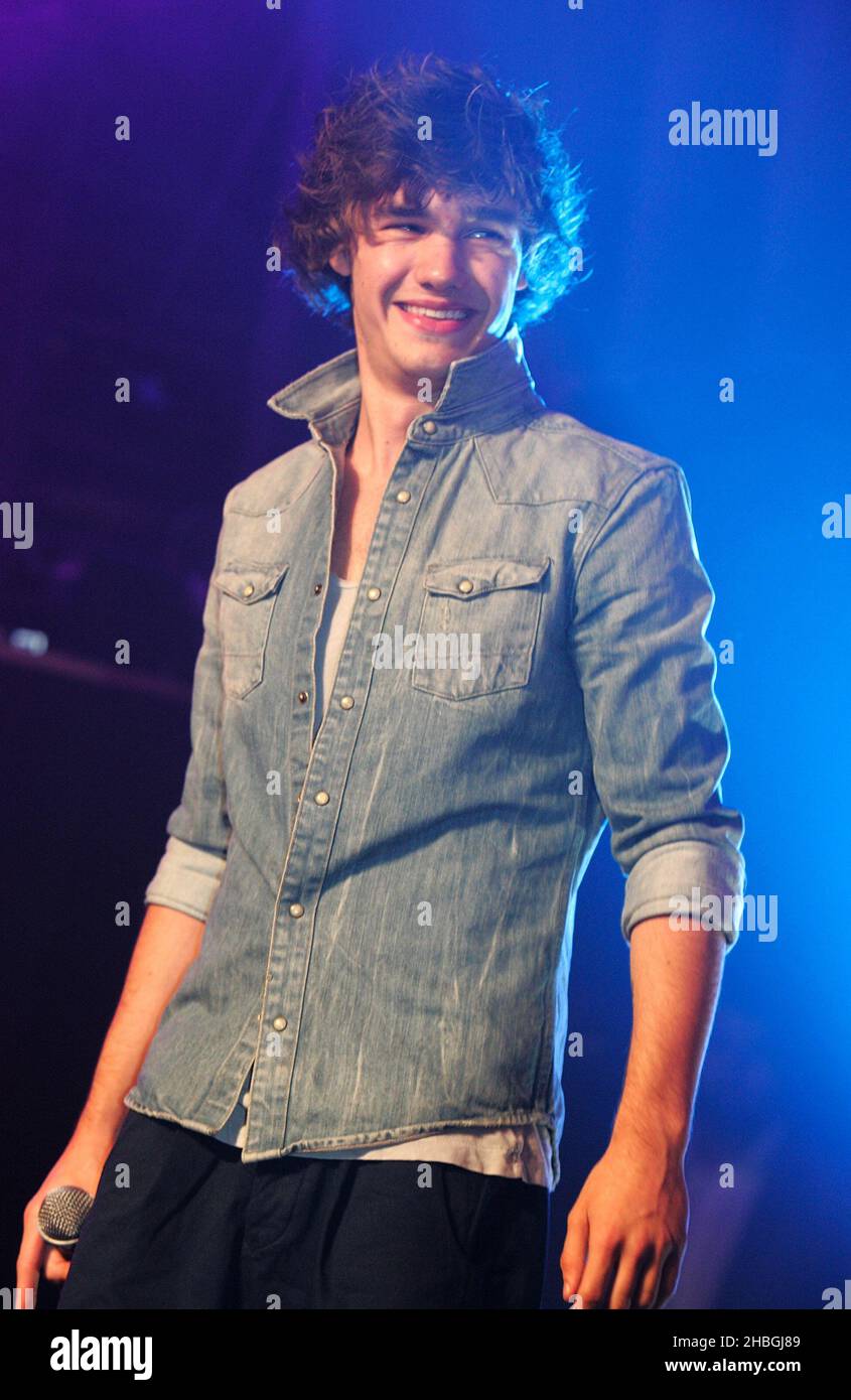 Liam Payne di One Direction si esibisce dal vivo al G-A-Y Heaven di Londra. Foto Stock