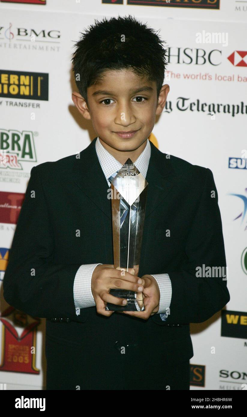 Nikhil Rawal (Sunrise radio Young Sports Personality of the Year) al Sony Entertainment Television Asian Sports Personality of the Year Awards al London Hilton. Foto Stock