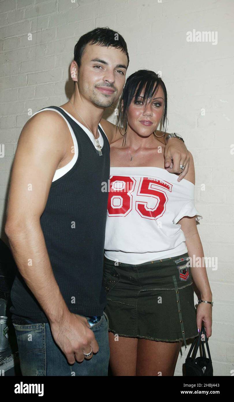 Il fratello di Andy Scott Lee Lisa e Michelle del backstage Liberty X al GAY Astoria London. Foto Stock