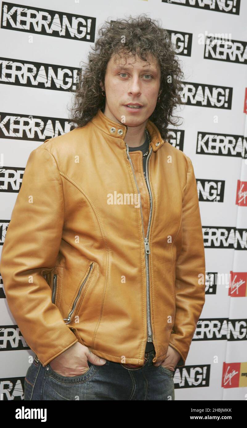 Stuart cavo ex batterista stereofonico arriva al Kerrang! Premi 2005, presso la Birreria di Londra. Foto Stock