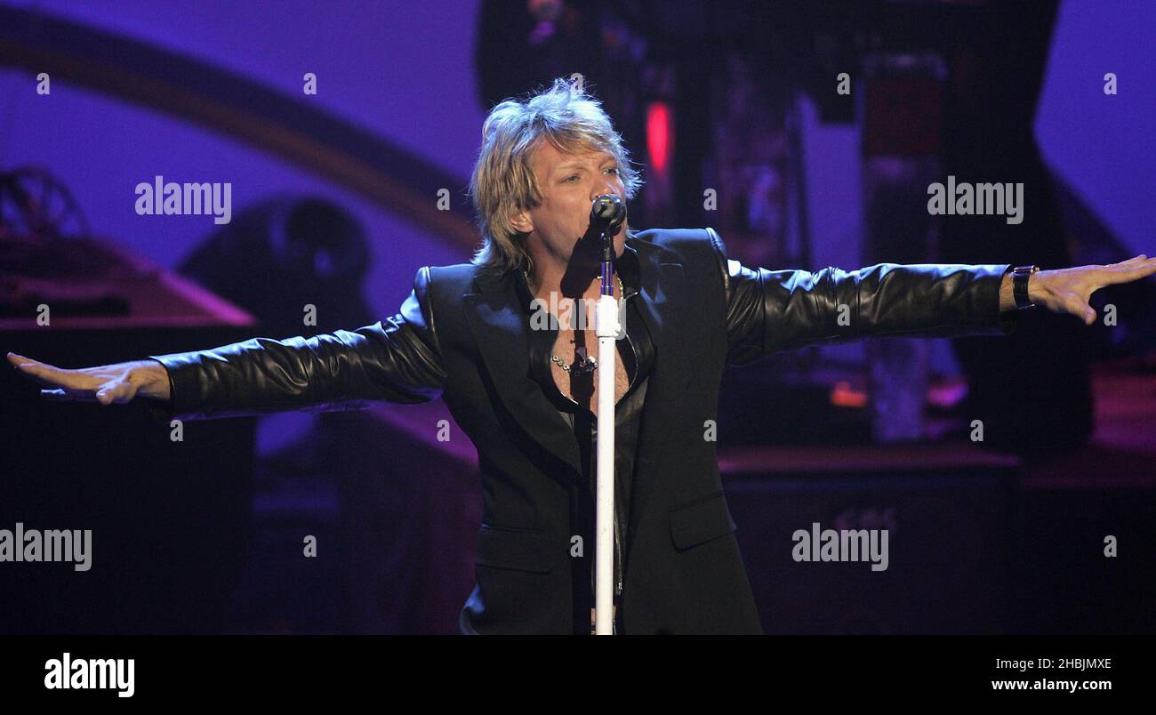 Bon Jovi Inside al 2005 World Music Awards al Kodak Theatre di Los Angeles il 31/08/05. Foto Stock