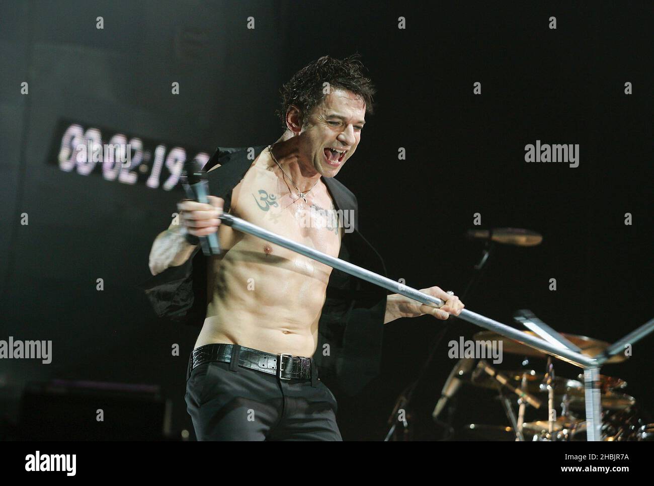 David Gahan della modalità Depeche dal vivo sul palco. Foto Stock