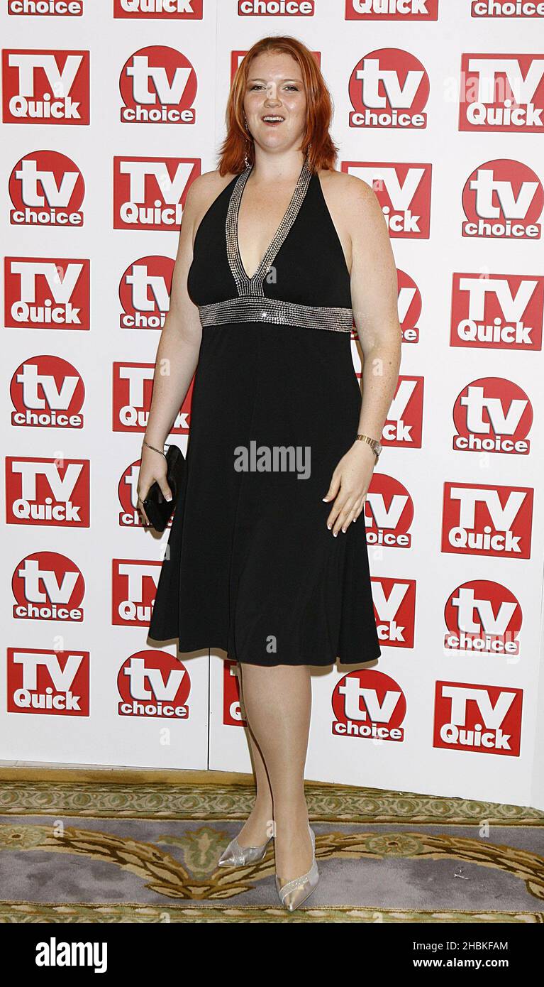 Mikyla Dodd arriva per i premi TV Quick e TV Choice 2008, al Dorchester, Park Lane, Londra. Foto Stock