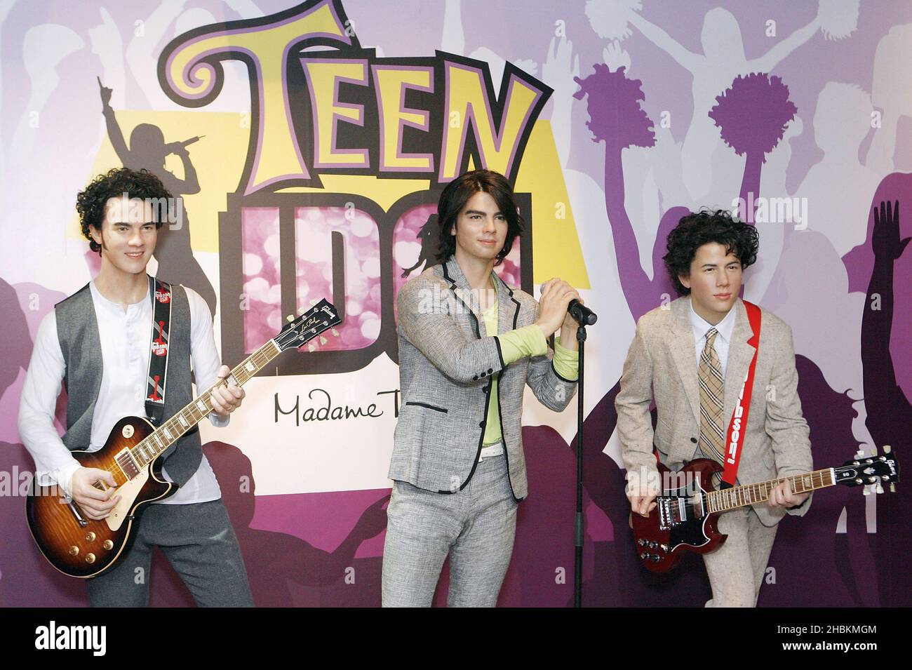 Kevin, Joe e Nick Jonas dei Jonas Brothers figure in cera al Madame Tussauds, Londra Foto Stock