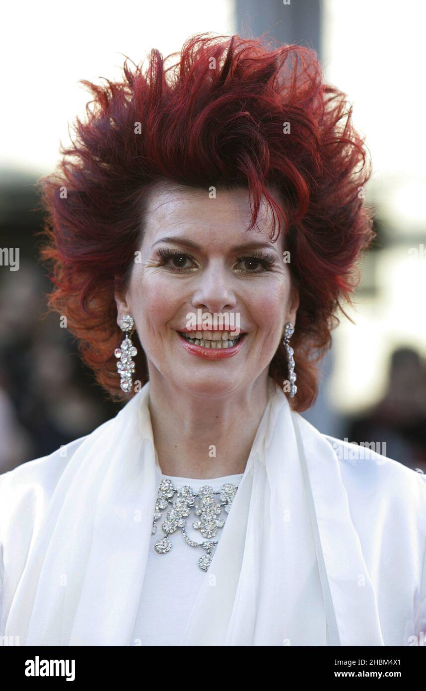 Cleo Rocos arriva al Raavan Premiere presso il BFI di Southbank, Londra il 16 giugno 2010. Foto Stock