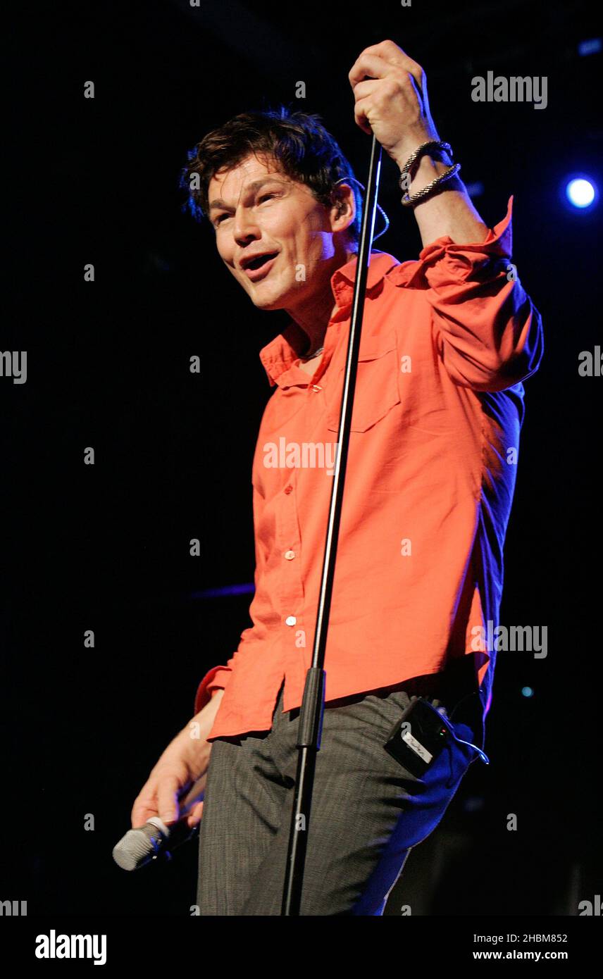Morten Harket della Swedish Pop Band A-ha suona al Heaven di Londra Foto Stock
