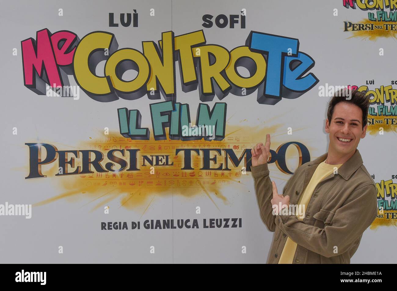 Italy, Rome, 20 December, 2021 : Fotocall of the movie 'me contro te il film 3 - si nel tempo' pictured: Luigi Calagna, Famous Italian youtuber Photo © Fabio Mazzarella/Sintesi/Alamy Live News Foto Stock
