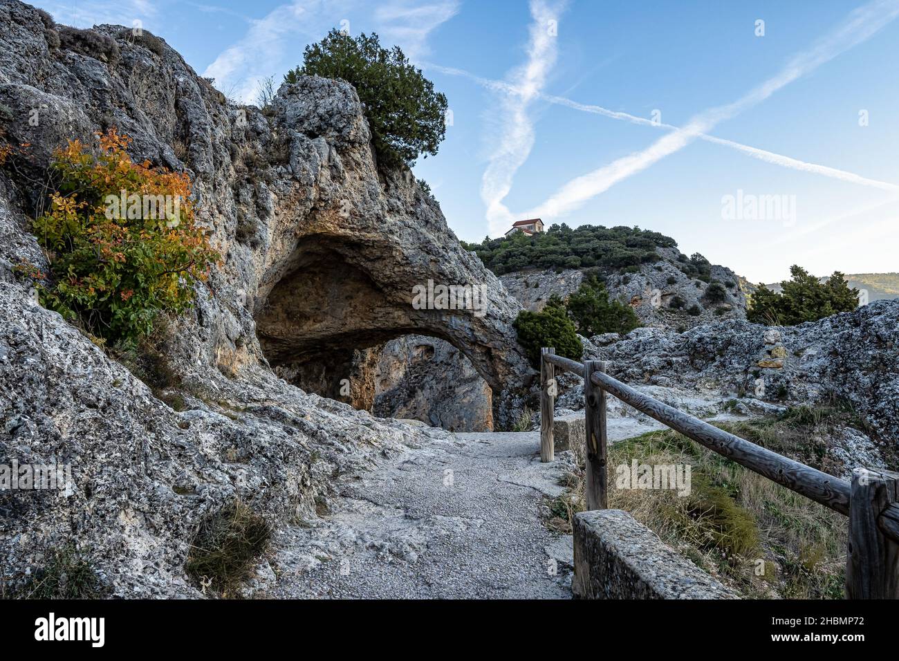 Finestra del diavolo. Ventano del Diablo. Villalba de la Sierra, Cuenca, Spagna - Europa. El Ventano del Diablo è un punto di vista naturale a forma di cav Foto Stock