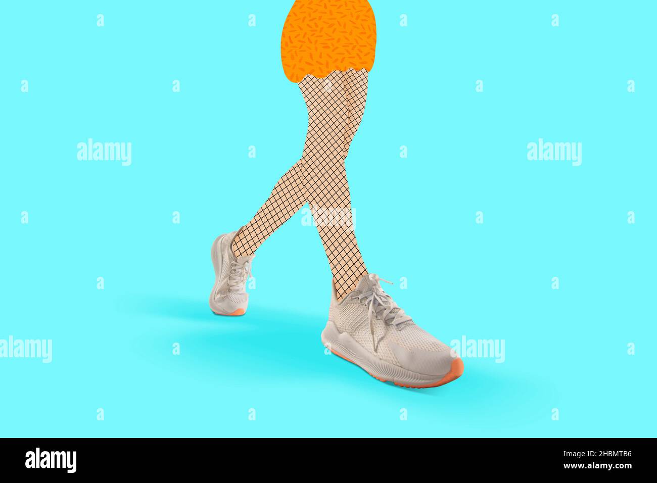 Gambe femminili disegnate indossando sneakers, sneaker isolate su sfondo blu neon. Opere d'arte contemporanea Foto Stock